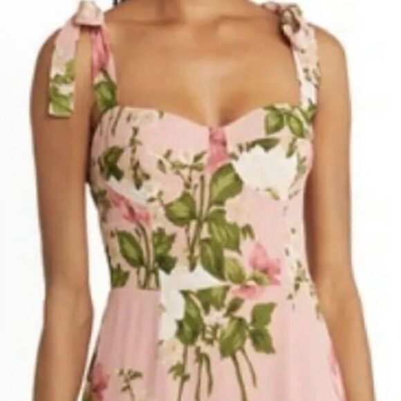 Reformation Nadira Dress Rose Garden
NWT $348 - Picture 7 of 9
